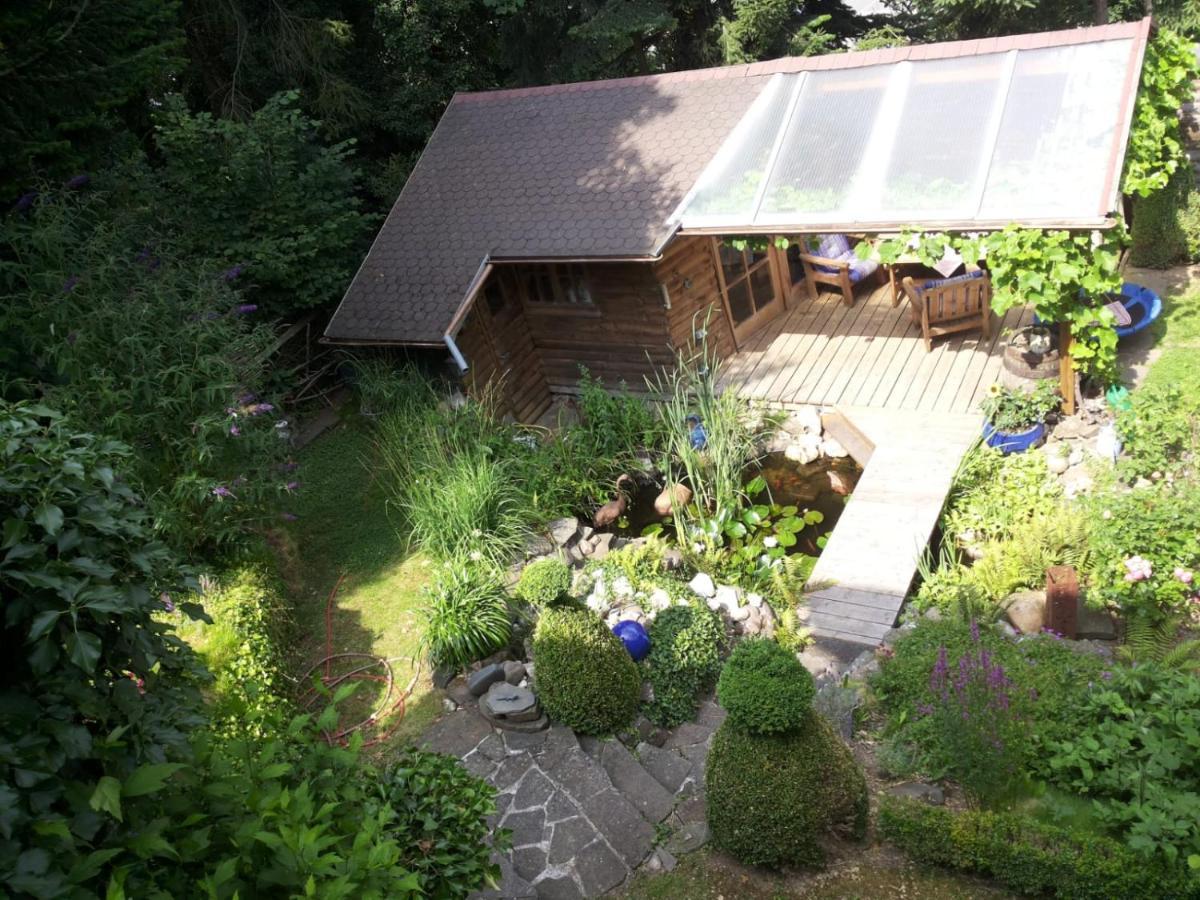 Gaestezimmer Am Huestert 아데나우 외부 사진