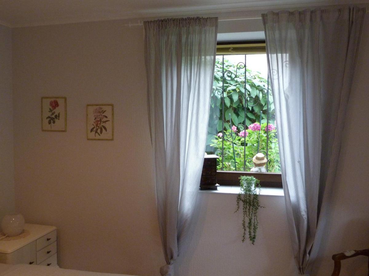 Gaestezimmer Am Huestert 아데나우 외부 사진